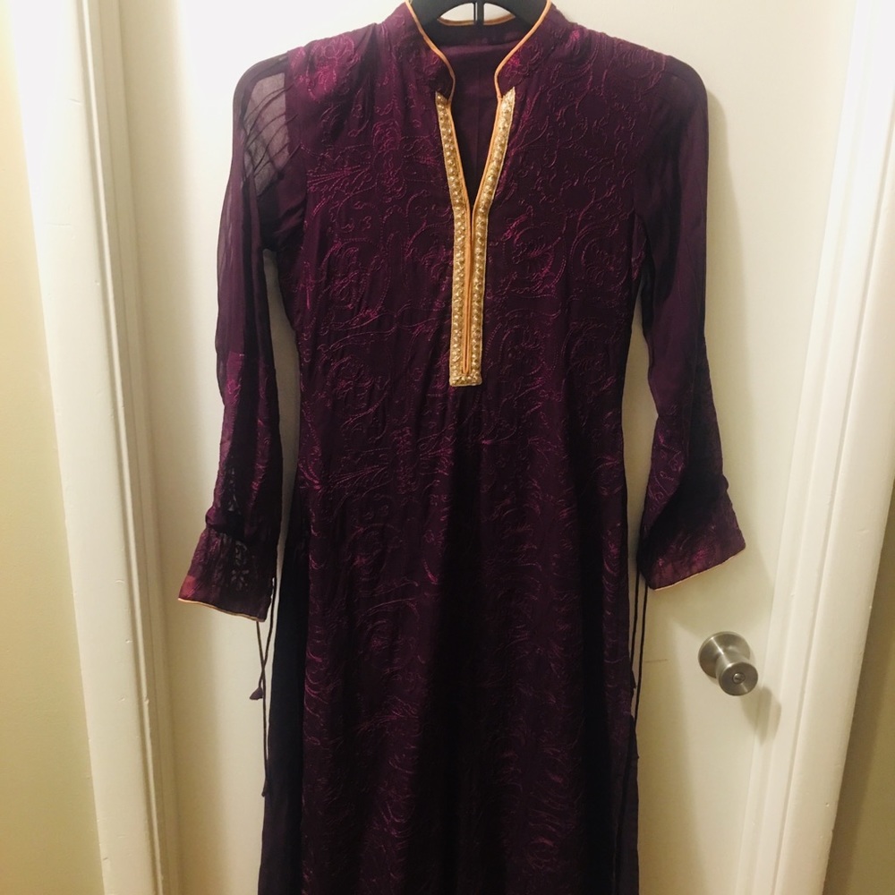 Chinese print elegant dress